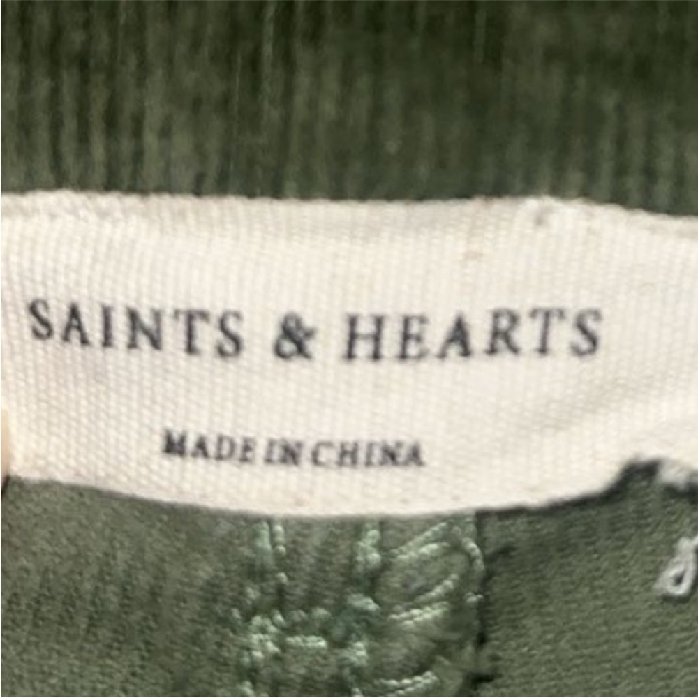 Saints & Hearts Mid-Rise Olive Green Corduroy Flared Jeans for Women
- SOLD - Picture 8 of 8